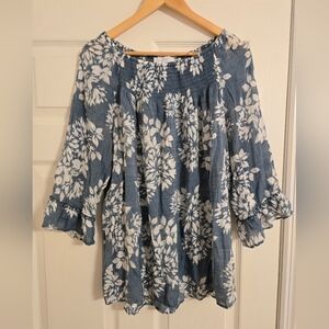 New Directions Blue And White Floral Blouse Size XL